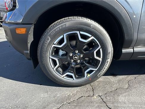 New 2025 Ford Bronco Sport Outer Banks w/ Outer Banks Tech Package+ image 11