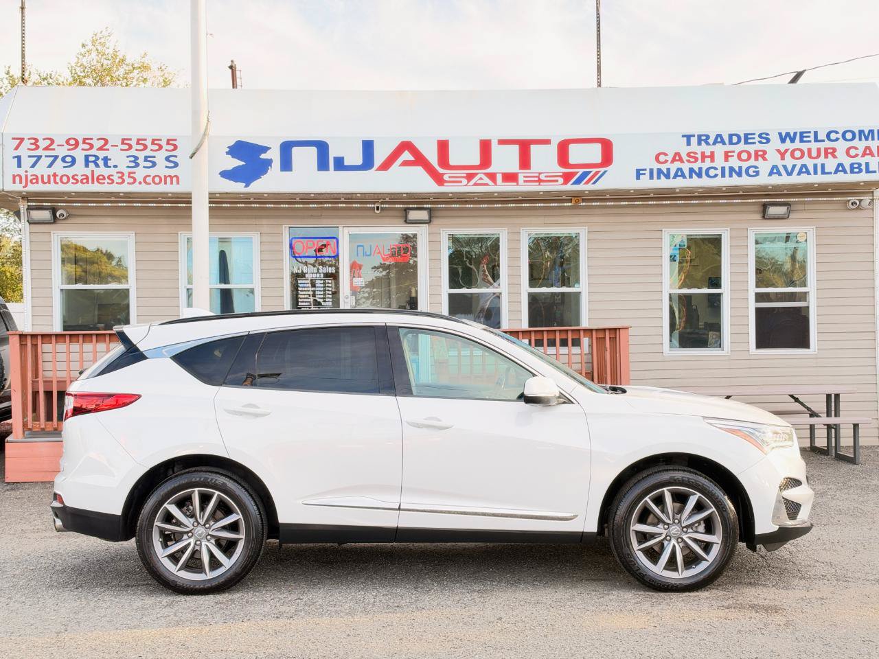 Used 2020 Acura RDX w/ Technology Package AWD/4WD image 3