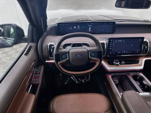 Used 2025 Ford Expedition King Ranch AWD/4WD image 24