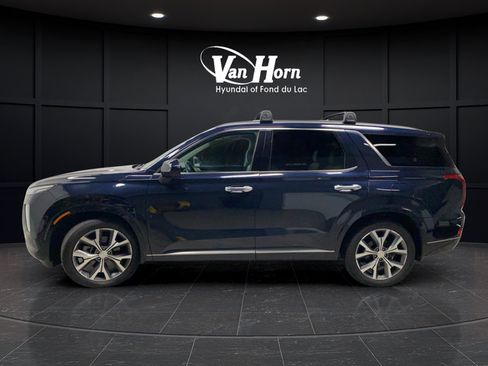 Used 2022 Hyundai Palisade Limited w/ Winter Package AWD/4WD image 4