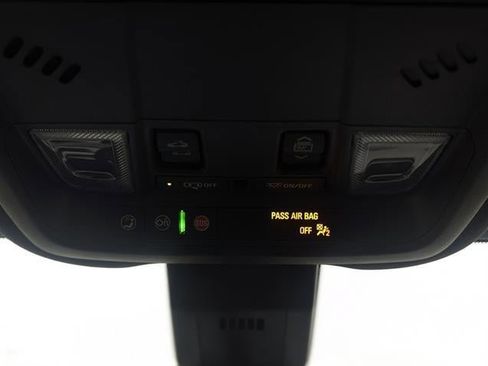 Used 2022 Chevrolet Equinox RS image 50