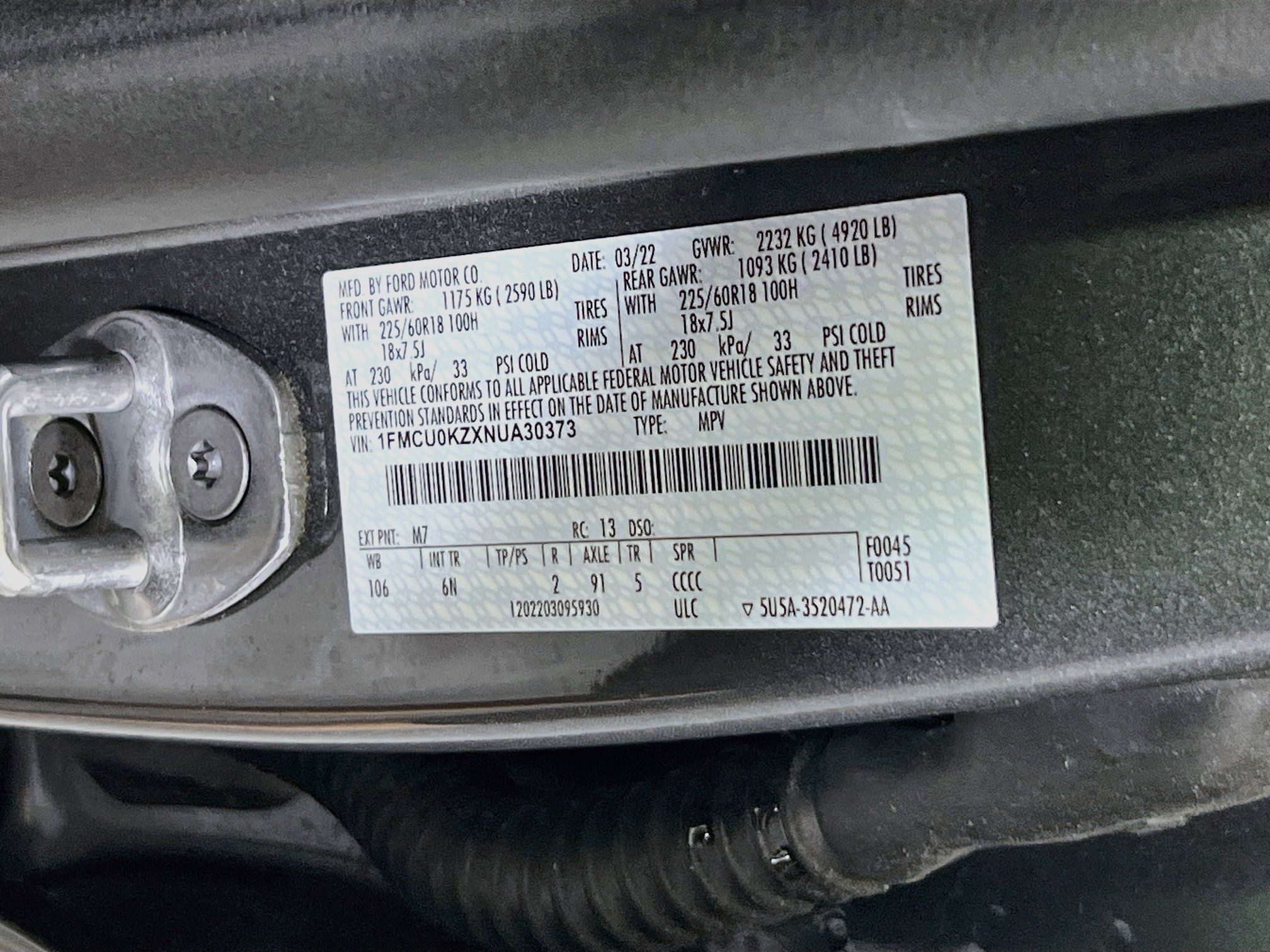 Used 2022 Ford Escape SEL w/ Technology Package FWD image 32