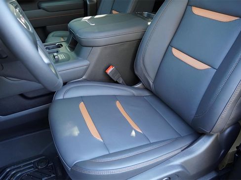 New 2026 GMC Sierra 2500 AT4 w/ AT4 Premium Plus Package image 13