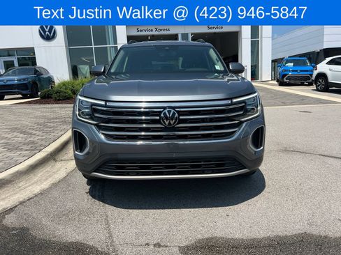 Used 2024 Volkswagen Atlas SE FWD image 2