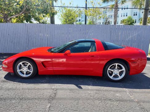 Used 2002 Chevrolet Corvette Coupe w/ Preferred Equipment Group2 image 5