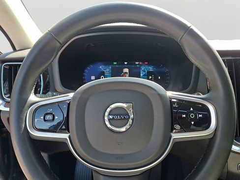 Used 2025 Volvo V60 B5 Cross Country Plus AWD/4WD image 21