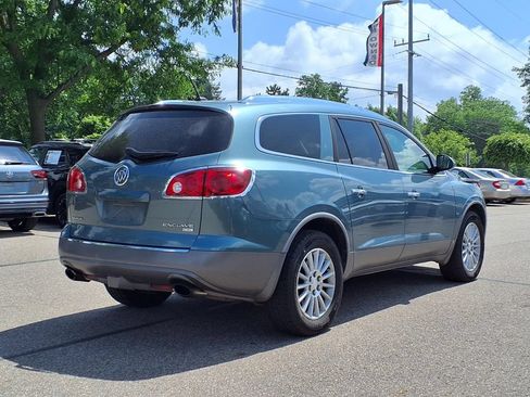 Used 2009 Buick Enclave CXL w/ Trailering Provision Package FWD image 4