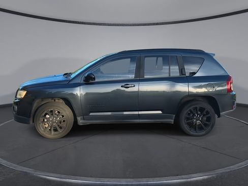 Used 2014 Jeep Compass Sport w/ Power Value Group FWD image 5