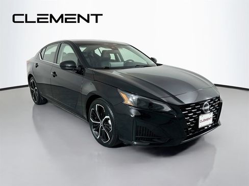 Used 2026 Nissan Altima 2.5 SR FWD image 5