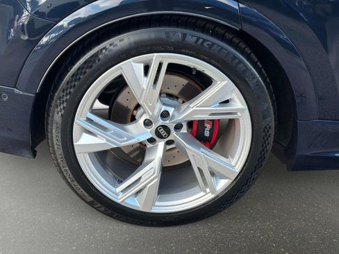 Used 2024 Audi RS Q8 AWD/4WD image 18
