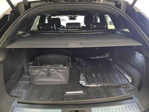 New 2026 Land Rover Range Rover Velar Dynamic SE image 14