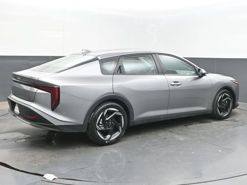 Used 2025 Kia K4 EX FWD image 7