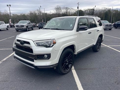 Used 2019 Toyota 4Runner Limited image 3