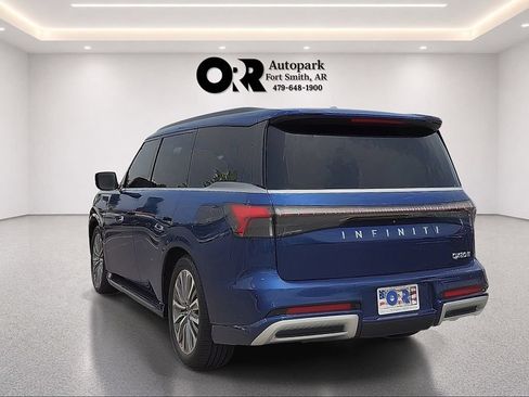 Used 2025 INFINITI QX80 Sensory AWD/4WD image 4