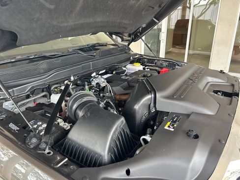 Used 2024 RAM 2500 Laramie w/ Safety Group AWD/4WD image 12