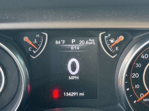 Used 2018 Jeep Wrangler Sport AWD/4WD image 17