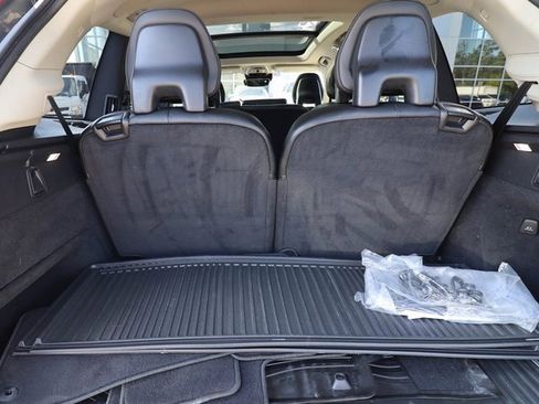 Used 2020 Volvo XC90 T5 Momentum w/ Protection Package image 48