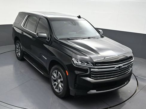 Used 2022 Chevrolet Tahoe LT w/ Luxury Package RWD image 21