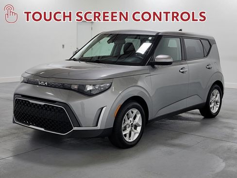Used 2023 Kia Soul LX w/ Option Group 015 image 4