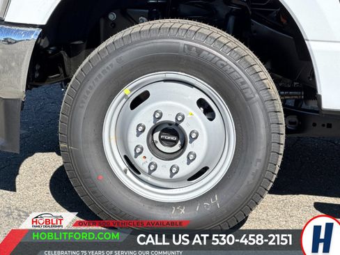 New 2026 Ford F350 XL w/ XL Chrome Package AWD/4WD image 26
