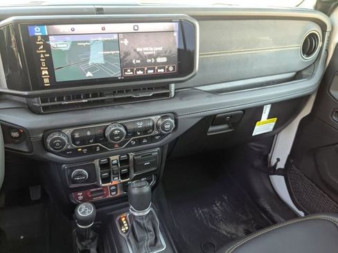 New 2025 Jeep Wrangler Unlimited Rubicon 392 image 19