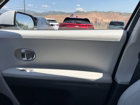 Used 2023 Hyundai Ioniq 5 SEL w/ Cargo Package AWD/4WD image 39