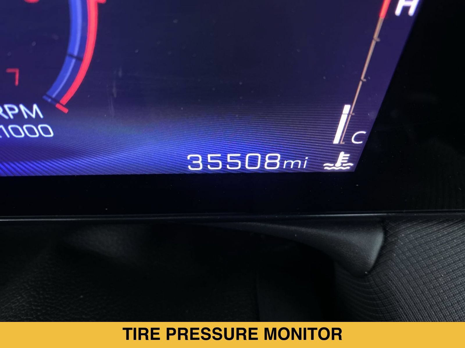Used 2025 Chevrolet TrailBlazer LT w/ LT Cold Weather Package FWD image 4