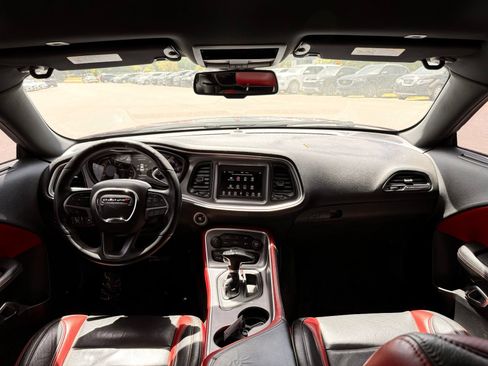 Used 2019 Dodge Challenger SXT w/ Driver Convenience Group RWD image 23