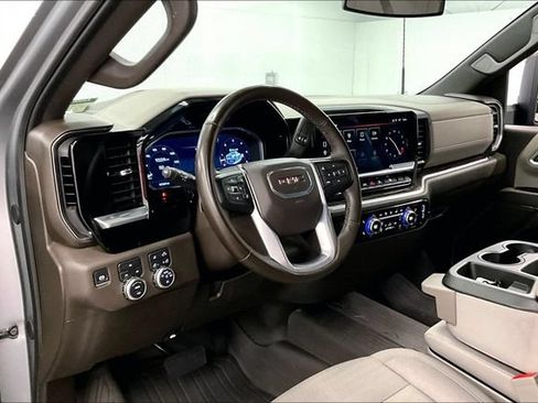 Used 2024 GMC Sierra 2500 SLE AWD/4WD image 17