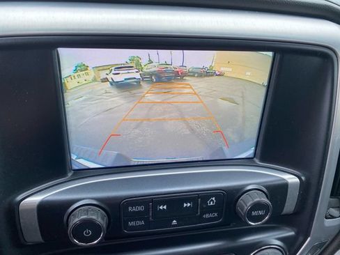Used 2017 GMC Sierra 1500 SLE w/ SLE Value Package AWD/4WD image 22