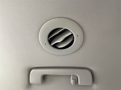 Used 2018 GMC Acadia Denali w/ Technology Package image 22