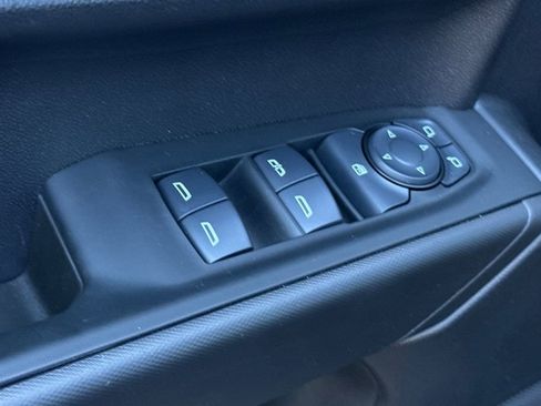 Certified 2025 Chevrolet Silverado 1500 Custom image 12