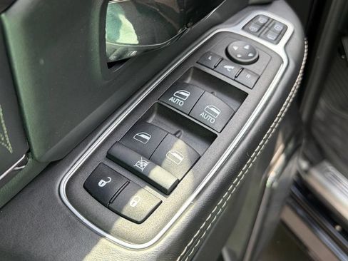 Used 2024 RAM 3500 Limited w/ Night Edition AWD/4WD image 27
