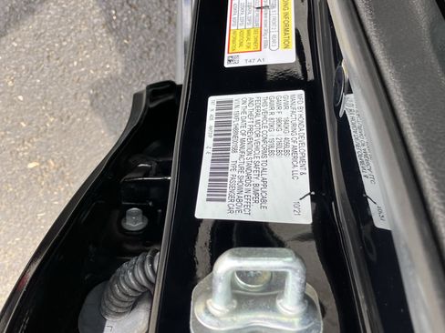 Certified 2022 Honda Civic Sport Touring image 31