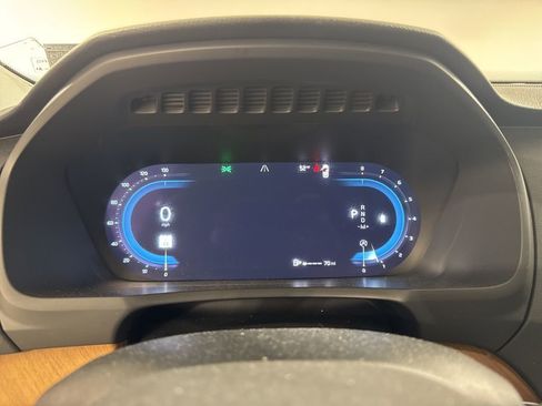 Used 2023 Volvo XC90 B5 Plus w/ Protection Package Premier image 12