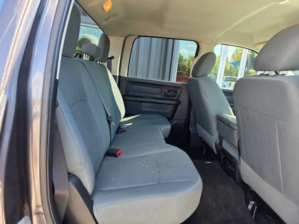 Used 2015 RAM 1500 Express AWD/4WD image 17