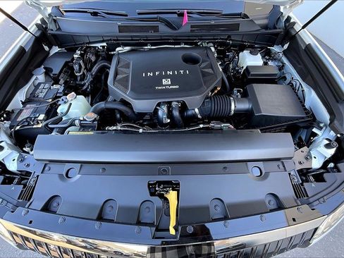 New 2026 INFINITI QX80 Autograph w/ Premium Cargo Package image 12