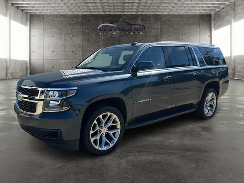 Used 2019 Chevrolet Suburban LT AWD/4WD image 8