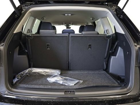 New 2026 Volkswagen Atlas SE image 34