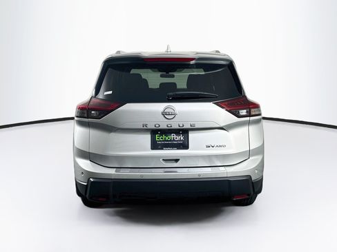 Used 2024 Nissan Rogue SV w/ SV Premium Package AWD/4WD image 7