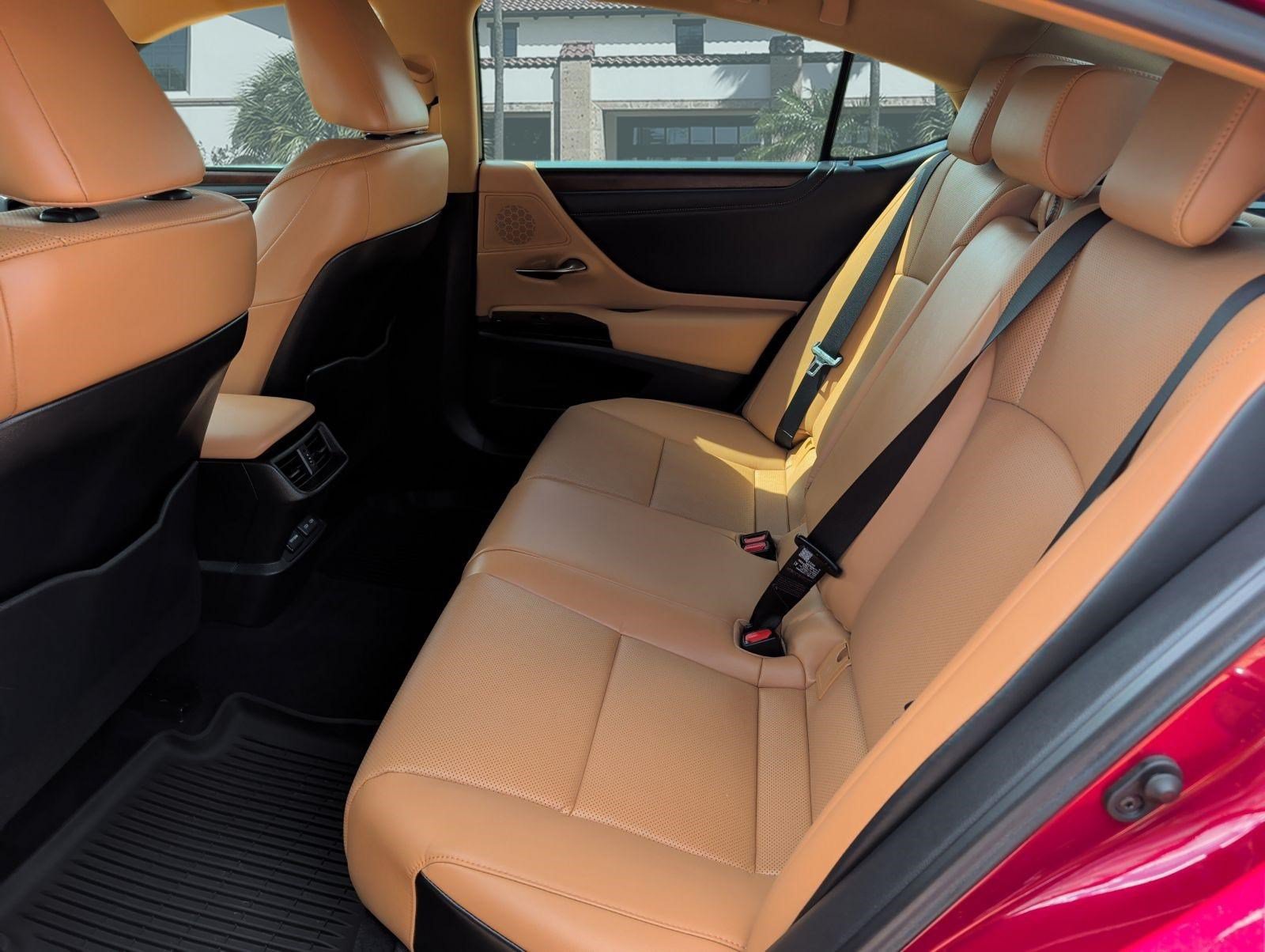 Certified 2023 Lexus ES 350 w/ Premium Package FWD image 25