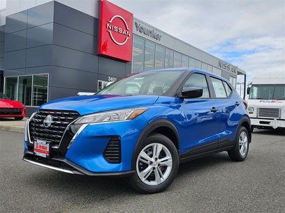 New 2025 Nissan Kicks Play S