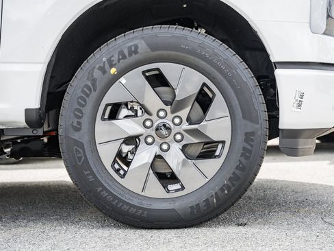 New 2025 Ford F150 Lightning Flash image 18