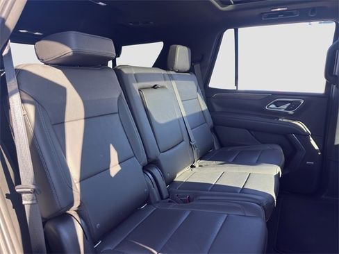 Used 2021 Chevrolet Tahoe LT image 18