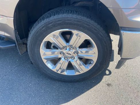 Used 2020 Ford F150 XLT w/ Equipment Group 302A Luxury AWD/4WD image 12