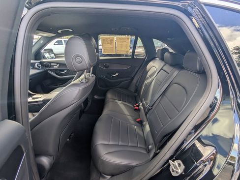 Certified 2022 Mercedes-Benz GLC 300 GLC 300 image 2