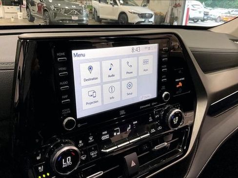 Used 2022 Toyota Highlander Limited AWD/4WD image 34