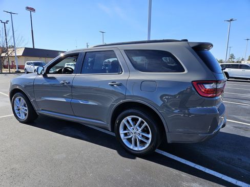 Used 2024 Dodge Durango GT image 5
