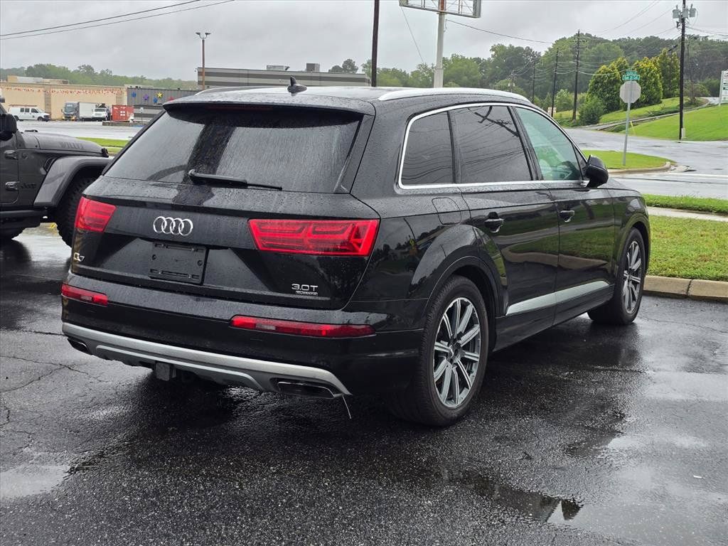 Used 2017 Audi Q7 3.0T Prestige w/ Prestige Package AWD/4WD image 10