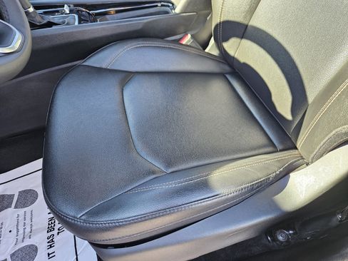 Used 2024 Jeep Compass Limited image 8